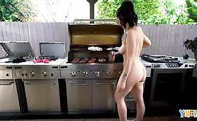 YNGR - Hot Melody Foxx Banged During The BBQ